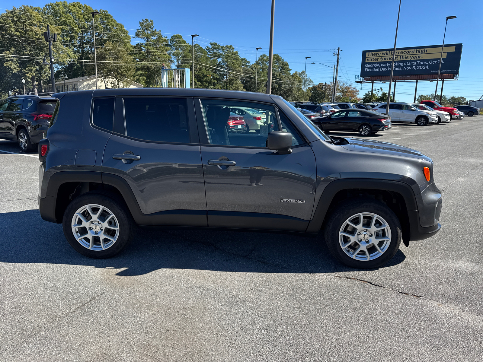 2023 Jeep Renegade Latitude 9