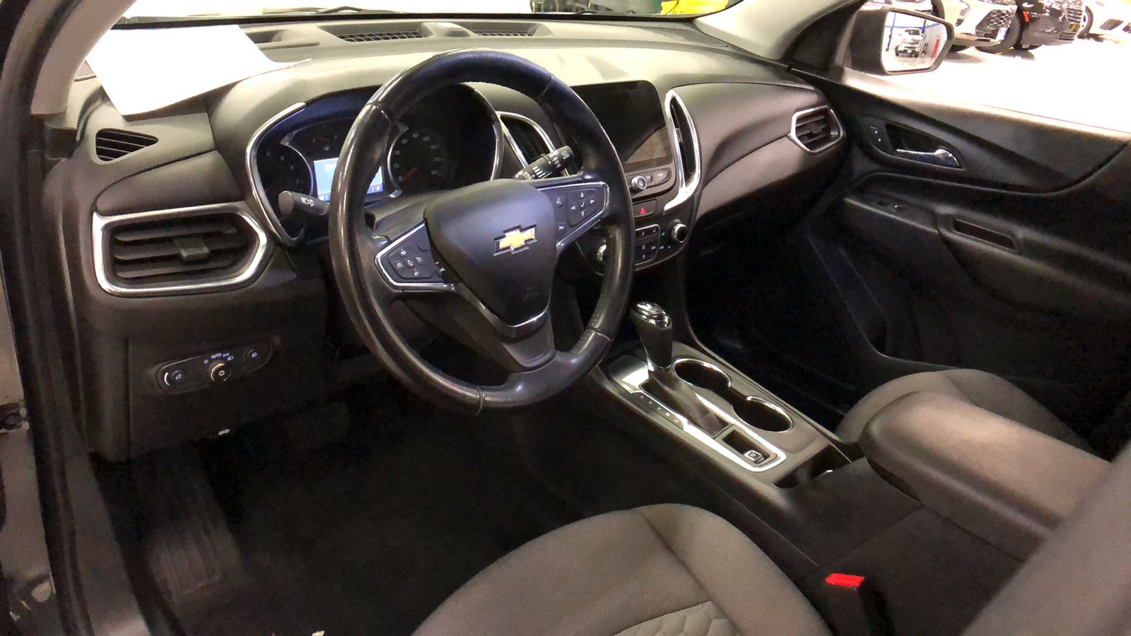 2020 Chevrolet Equinox LT 9