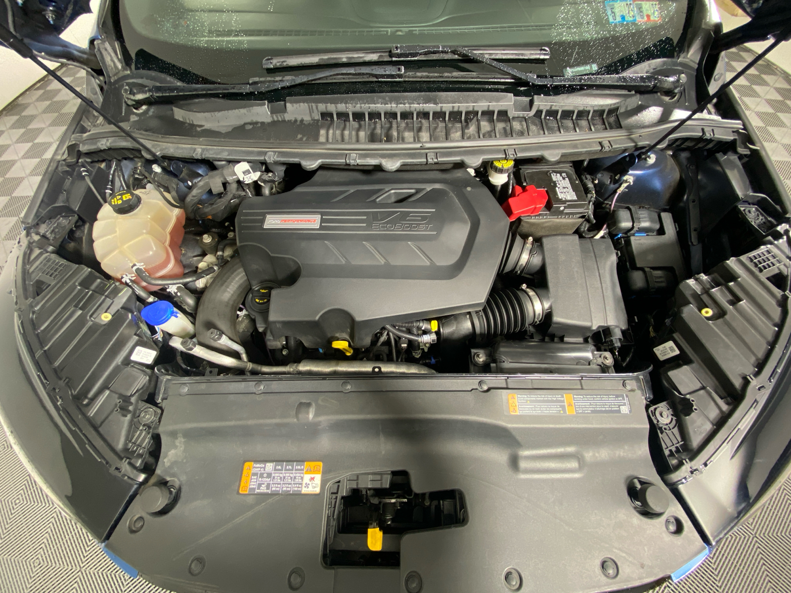 2019 Ford Edge ST 49
