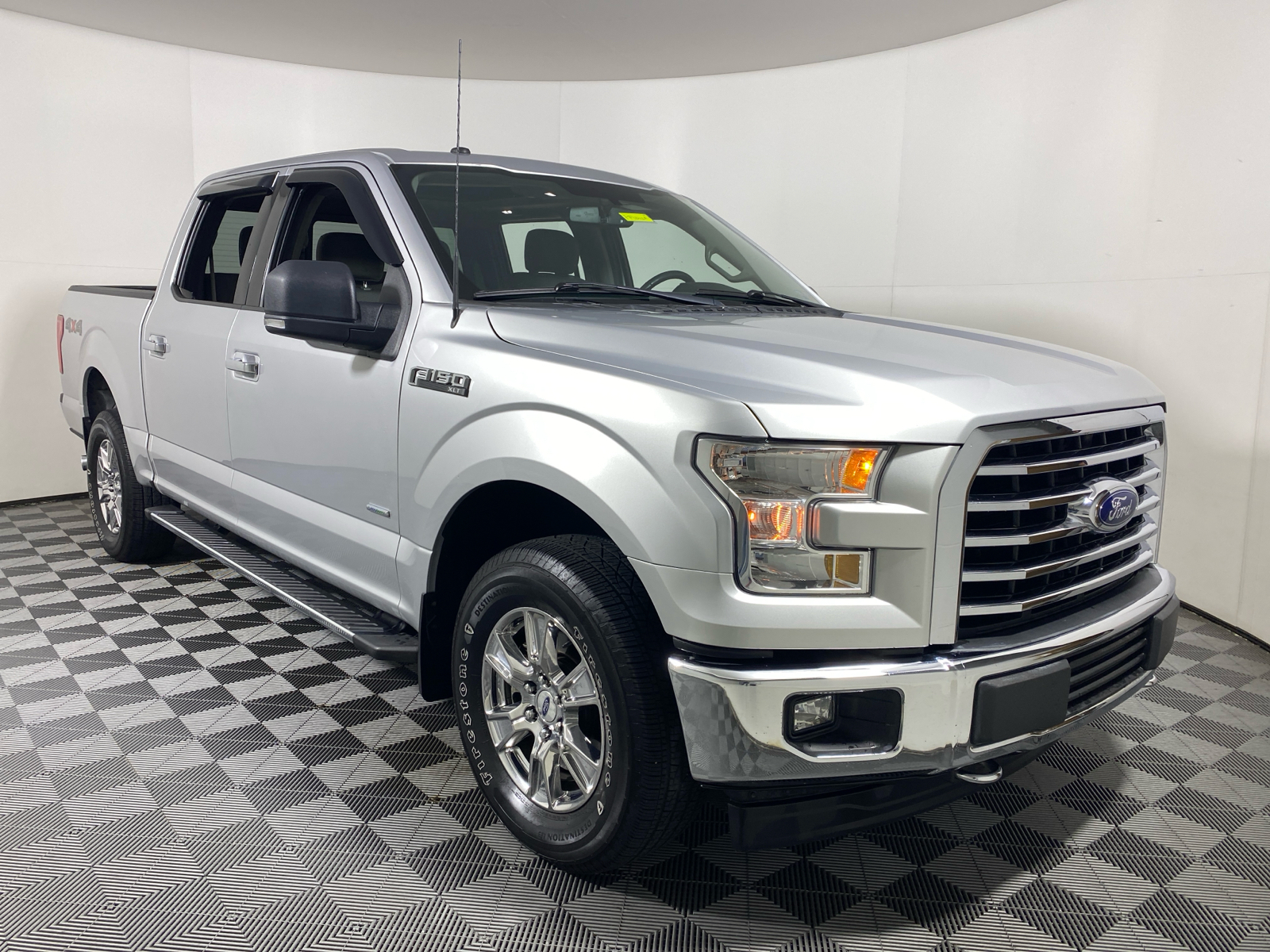 2017 Ford F-150  1