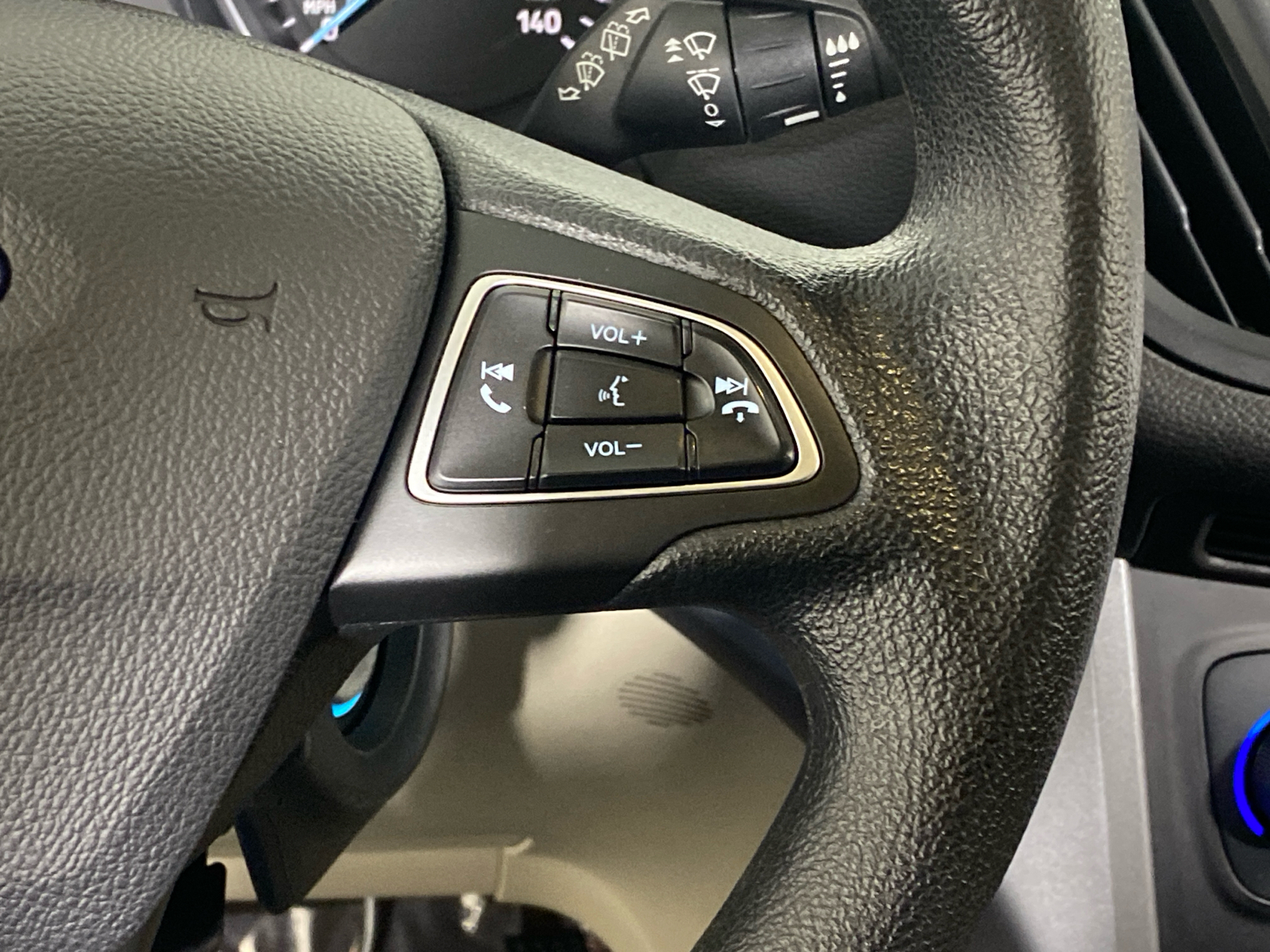 2018 Ford Escape SE 26