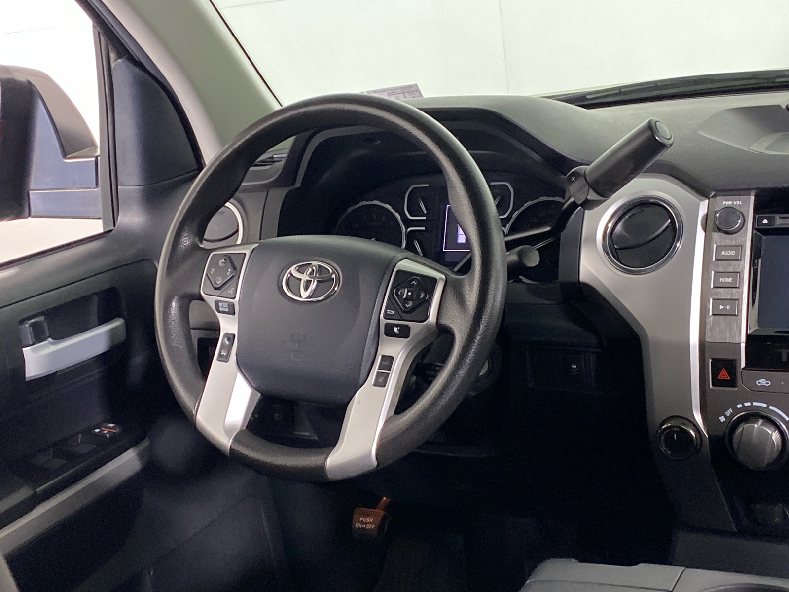 2019 Toyota Tundra SR5 22