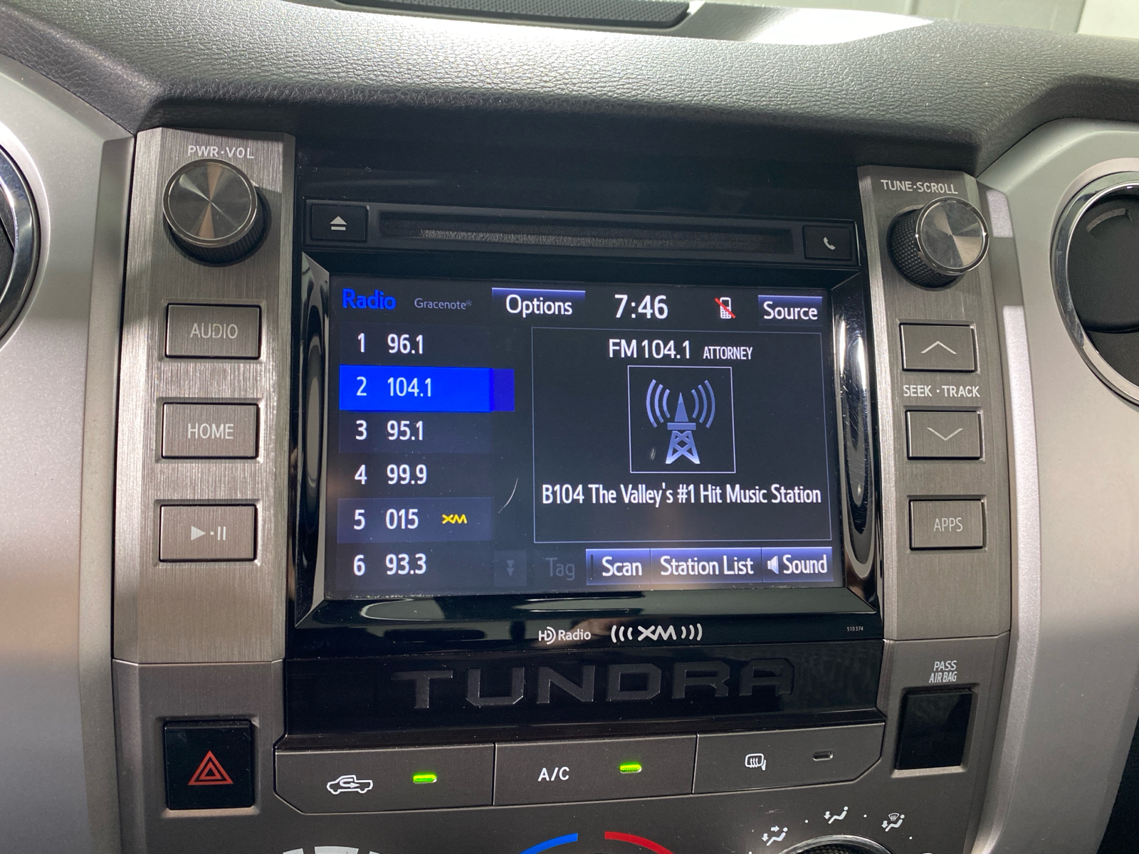 2019 Toyota Tundra SR5 36