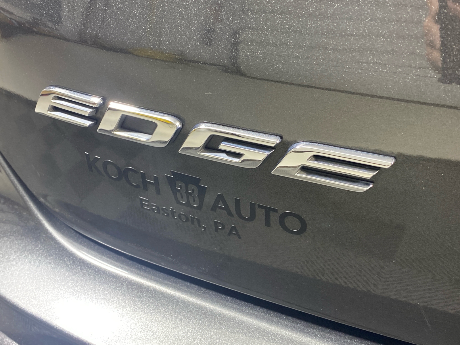 2019 Ford Edge Titanium 10
