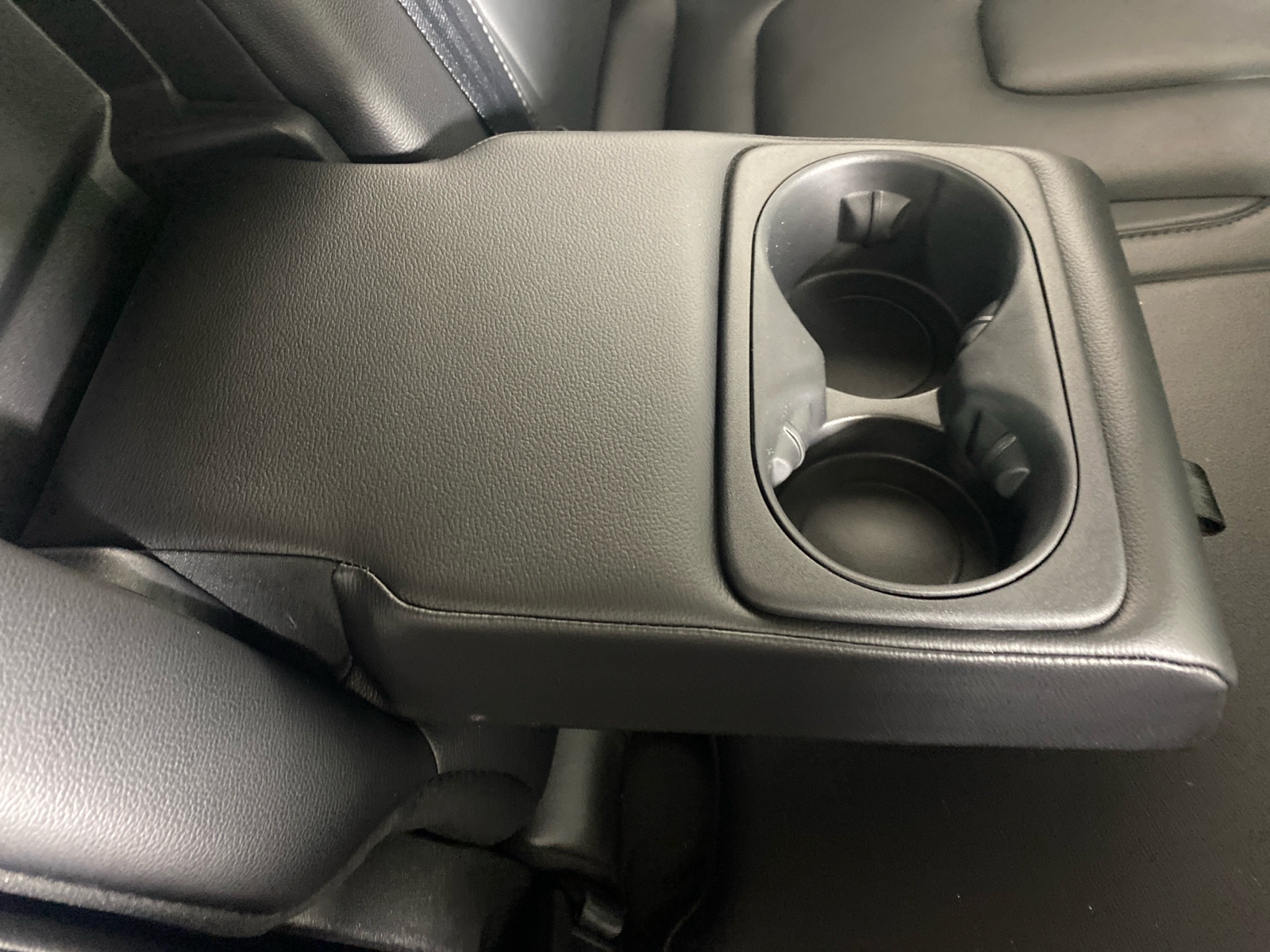 2019 Ford Edge Titanium 18