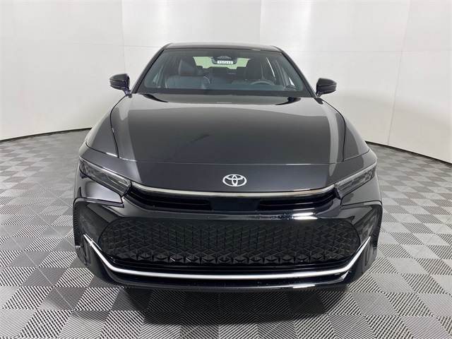 2023 Toyota Crown XLE 2