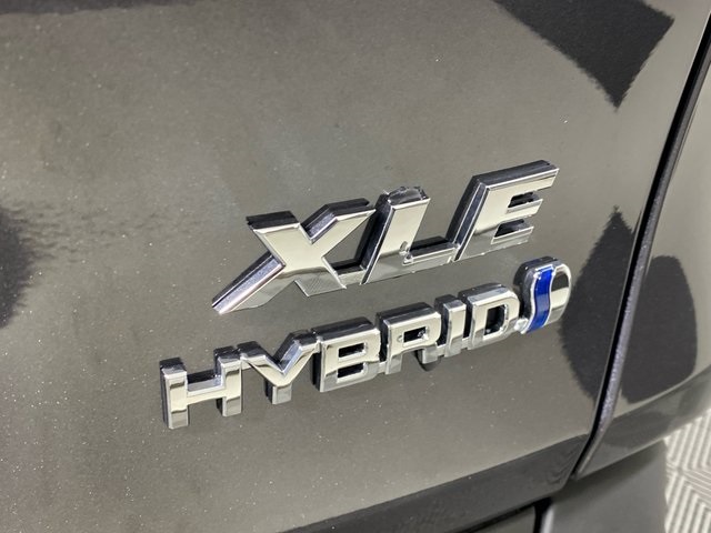 2024 Toyota RAV4 Hybrid XLE 10