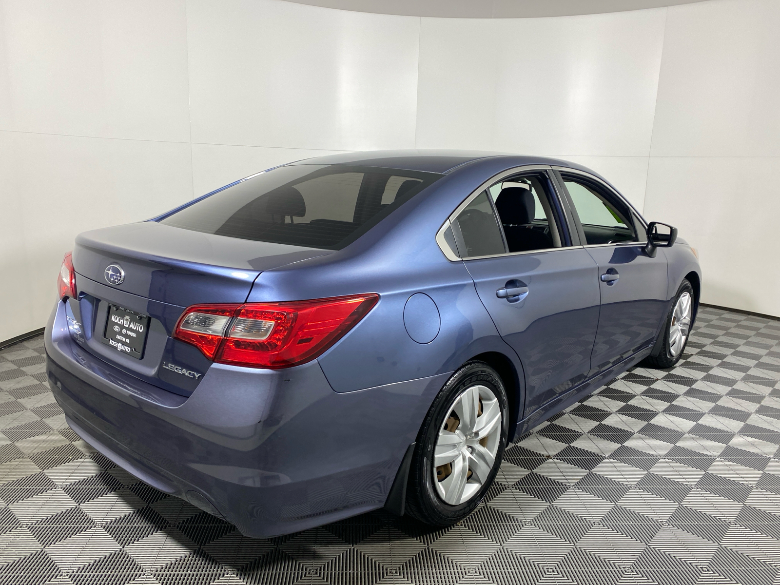 2016 Subaru Legacy 2.5i 11
