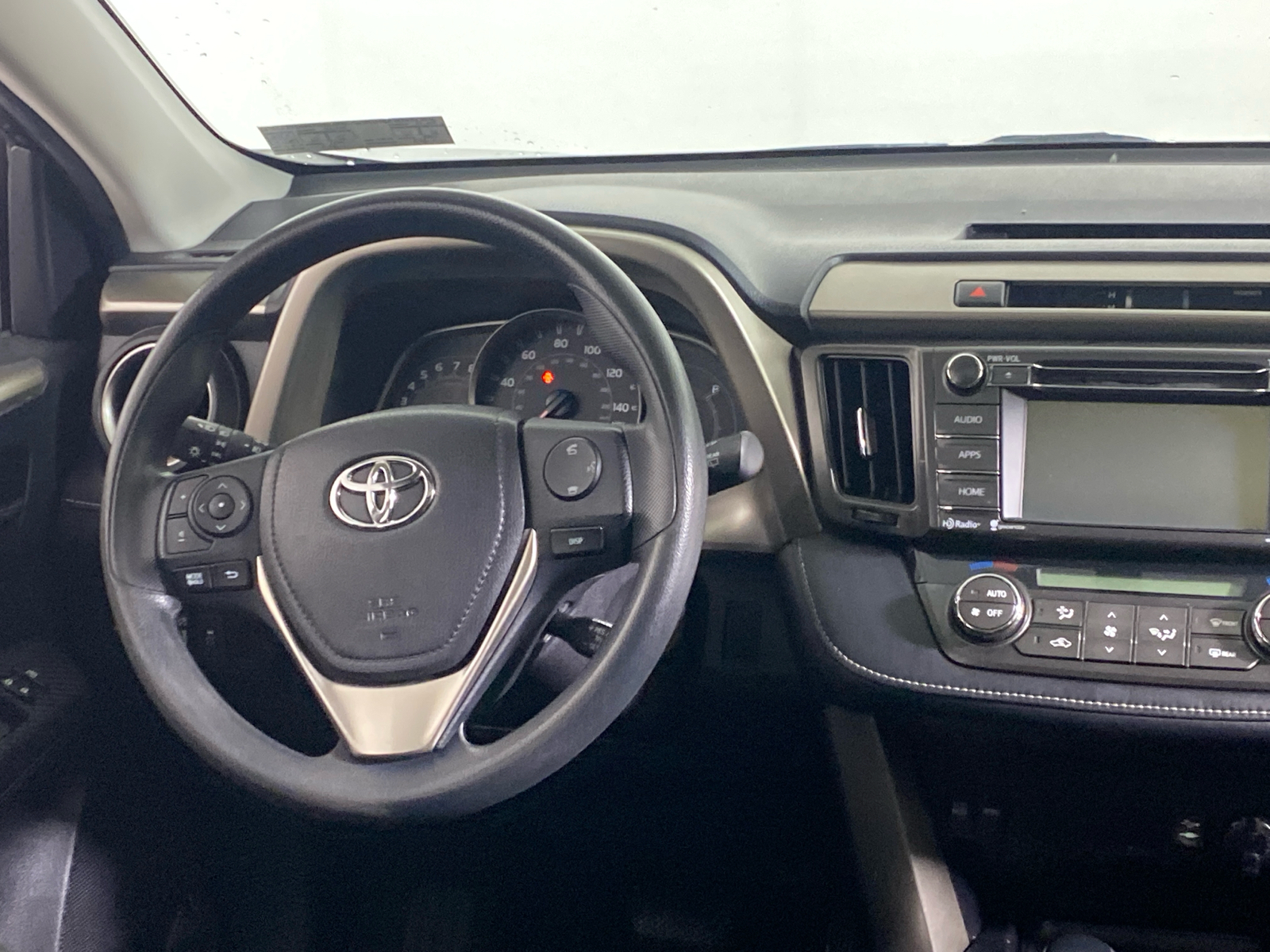 2015 Toyota RAV4 XLE 20