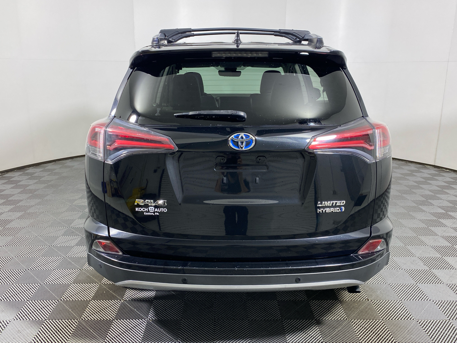 2018 Toyota RAV4 Hybrid Limited 11