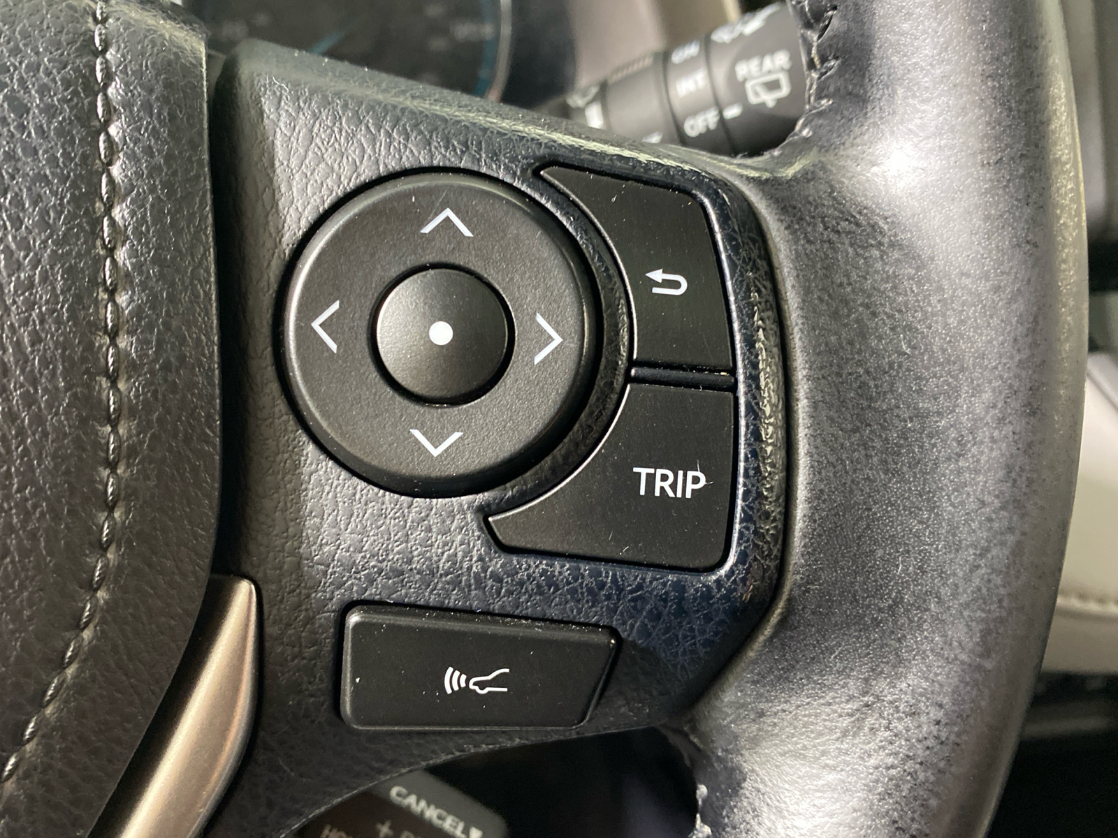 2018 Toyota RAV4 Hybrid Limited 35