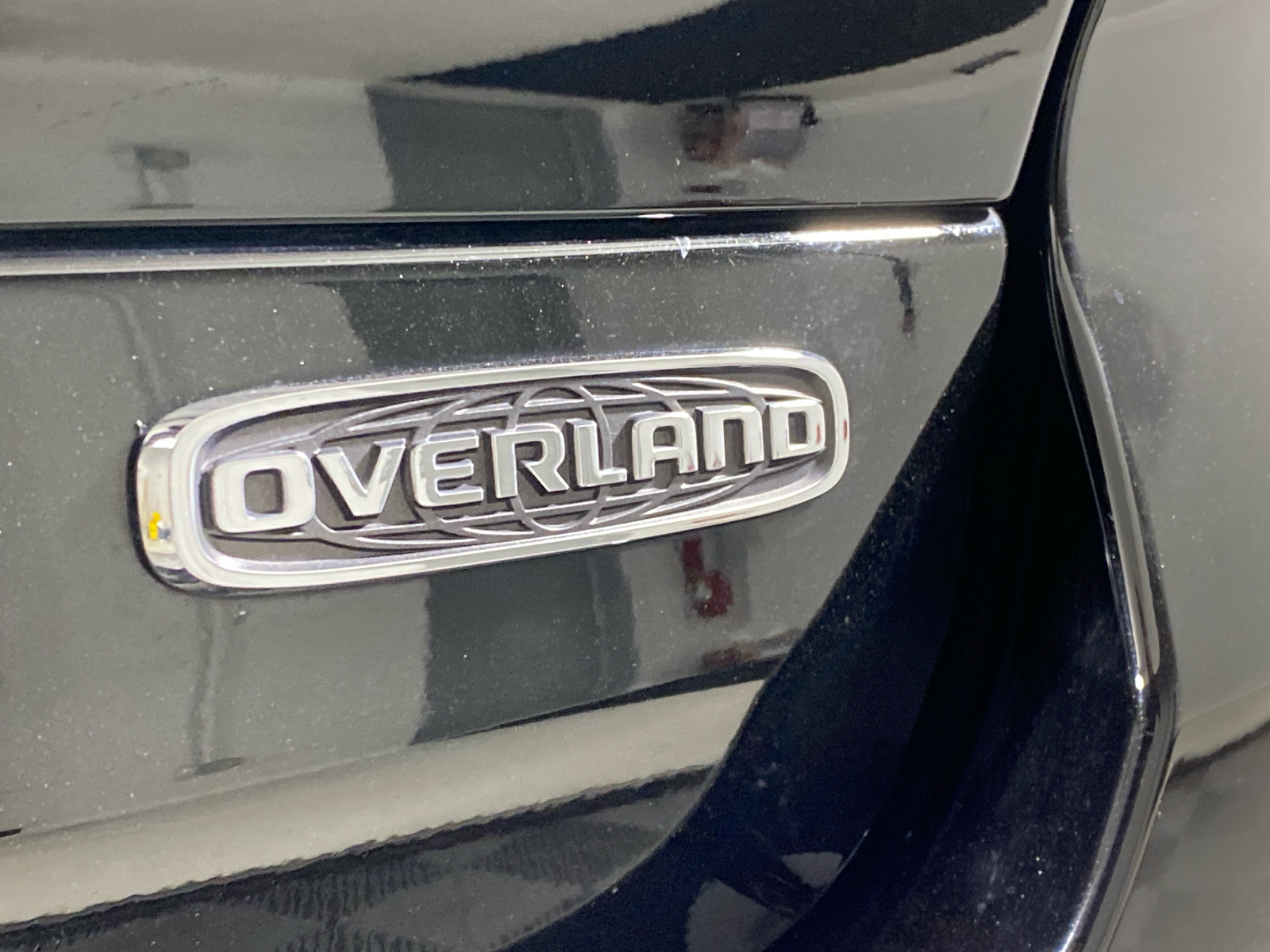 2022 Jeep Grand Cherokee Overland 10