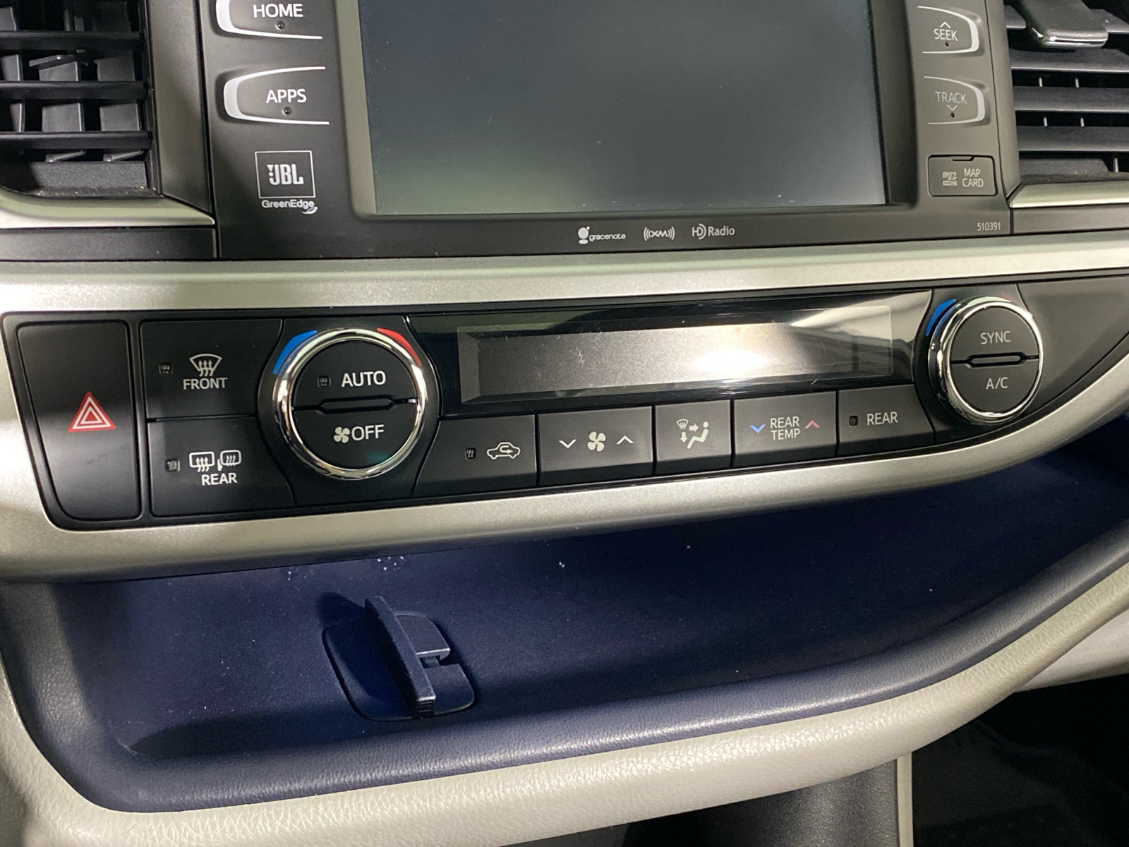 2019 Toyota Highlander Limited 37