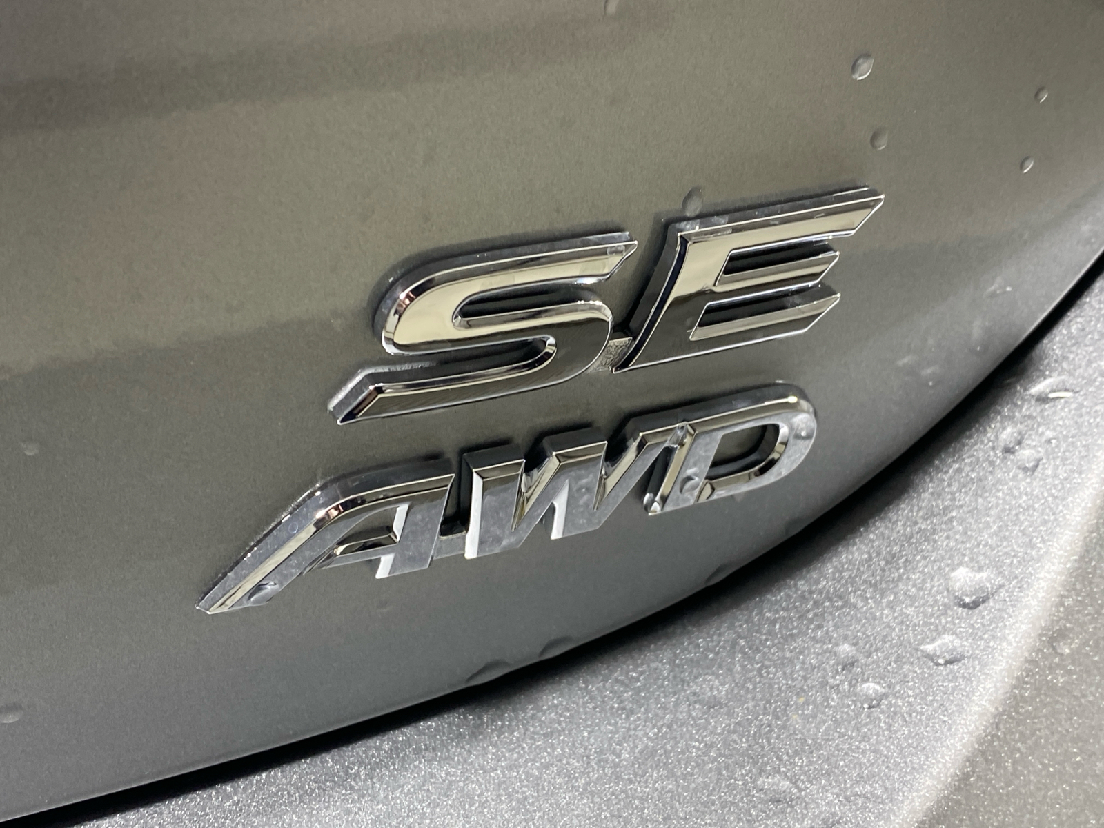 2024 Toyota AWD Camry SE 9