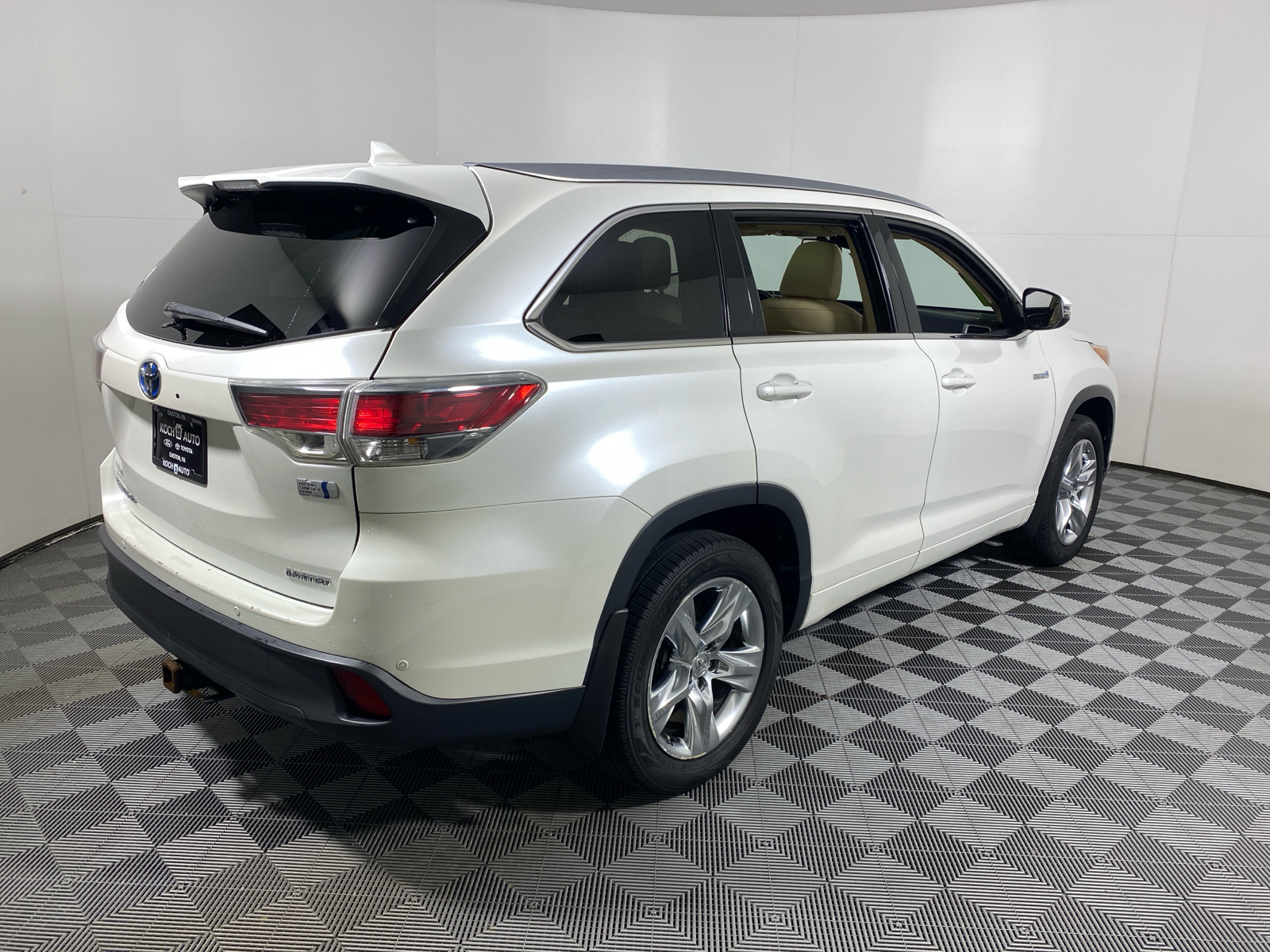 2015 Toyota Highlander Hybrid Limited 13