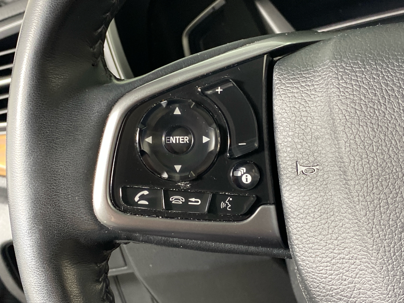 2020 Honda CR-V Touring 32