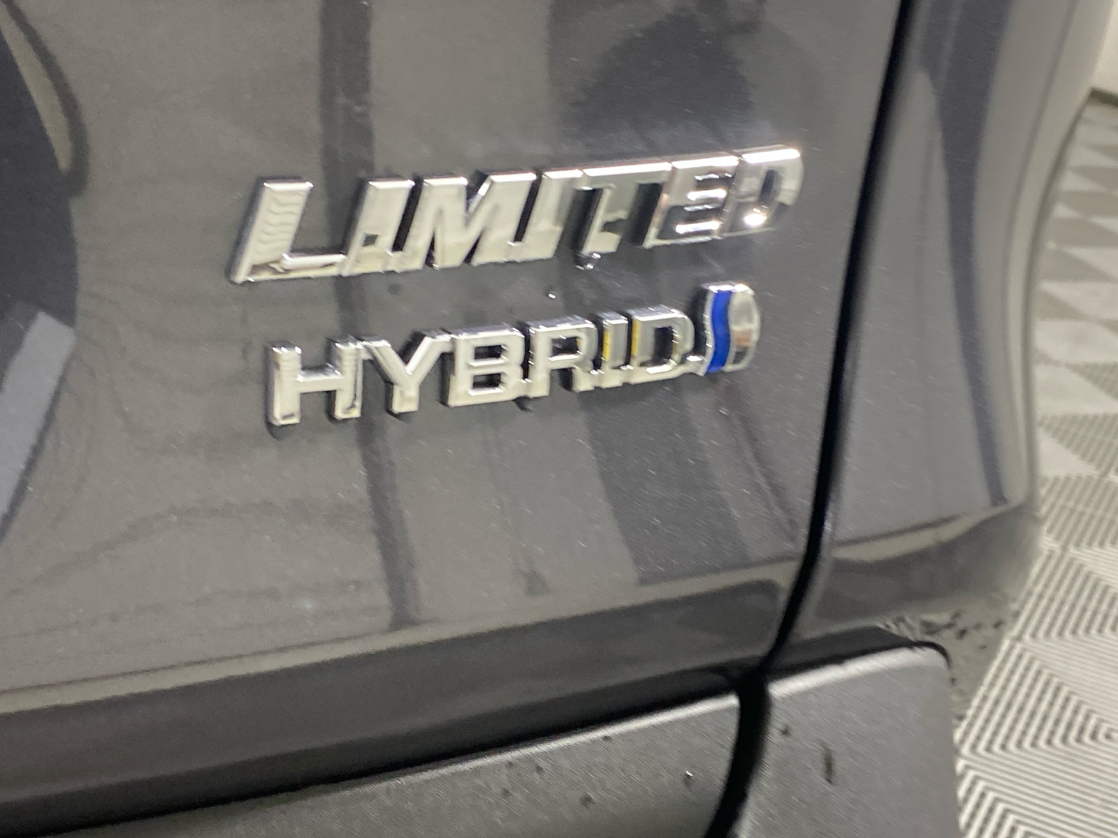 2024 Toyota RAV4 Hybrid Limited 10