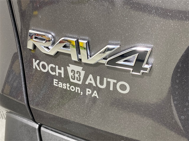 2024 Toyota RAV4 XLE Premium 10