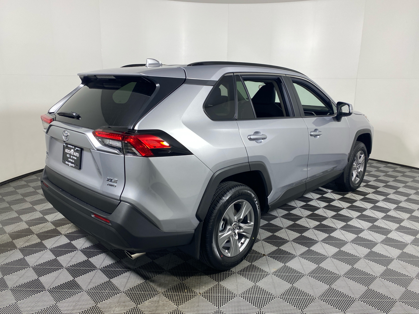 2024 Toyota RAV4 XLE 11