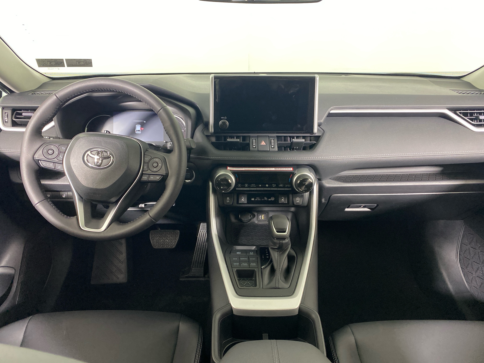 2024 Toyota RAV4 XLE Premium 19