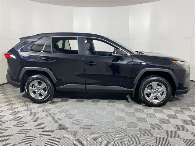 2024 Toyota RAV4 XLE 9