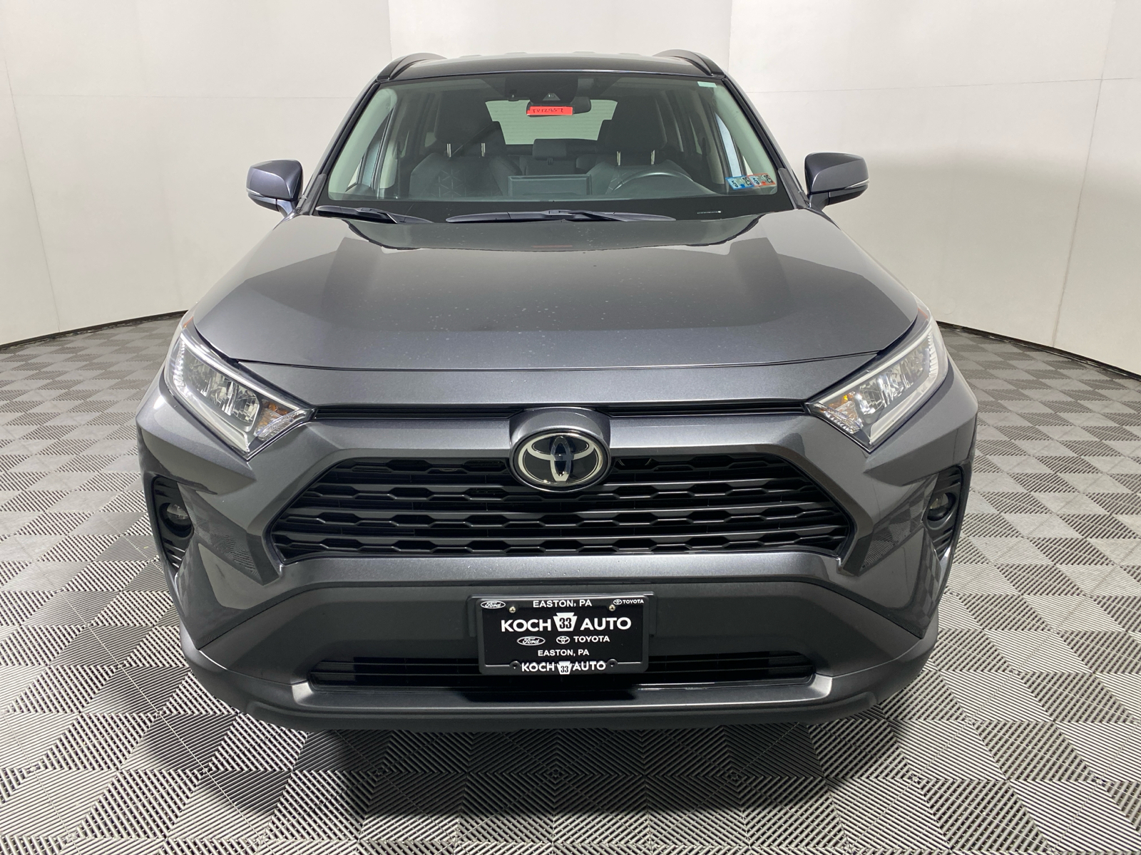 2021 Toyota RAV4 XLE 3