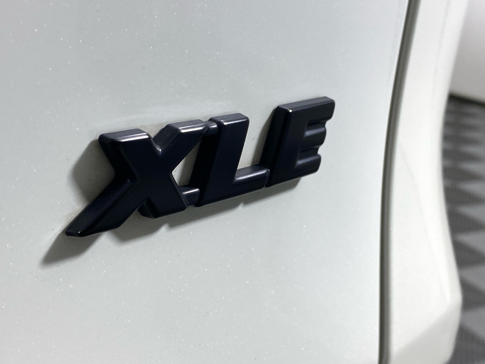 2022 Toyota RAV4 XLE Premium 11