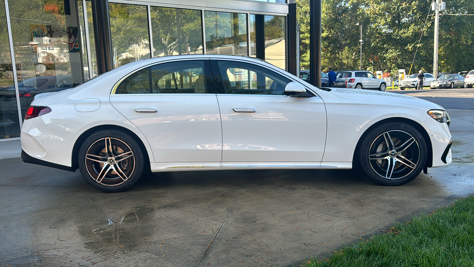 2025 Mercedes-Benz E-Class E 350 9