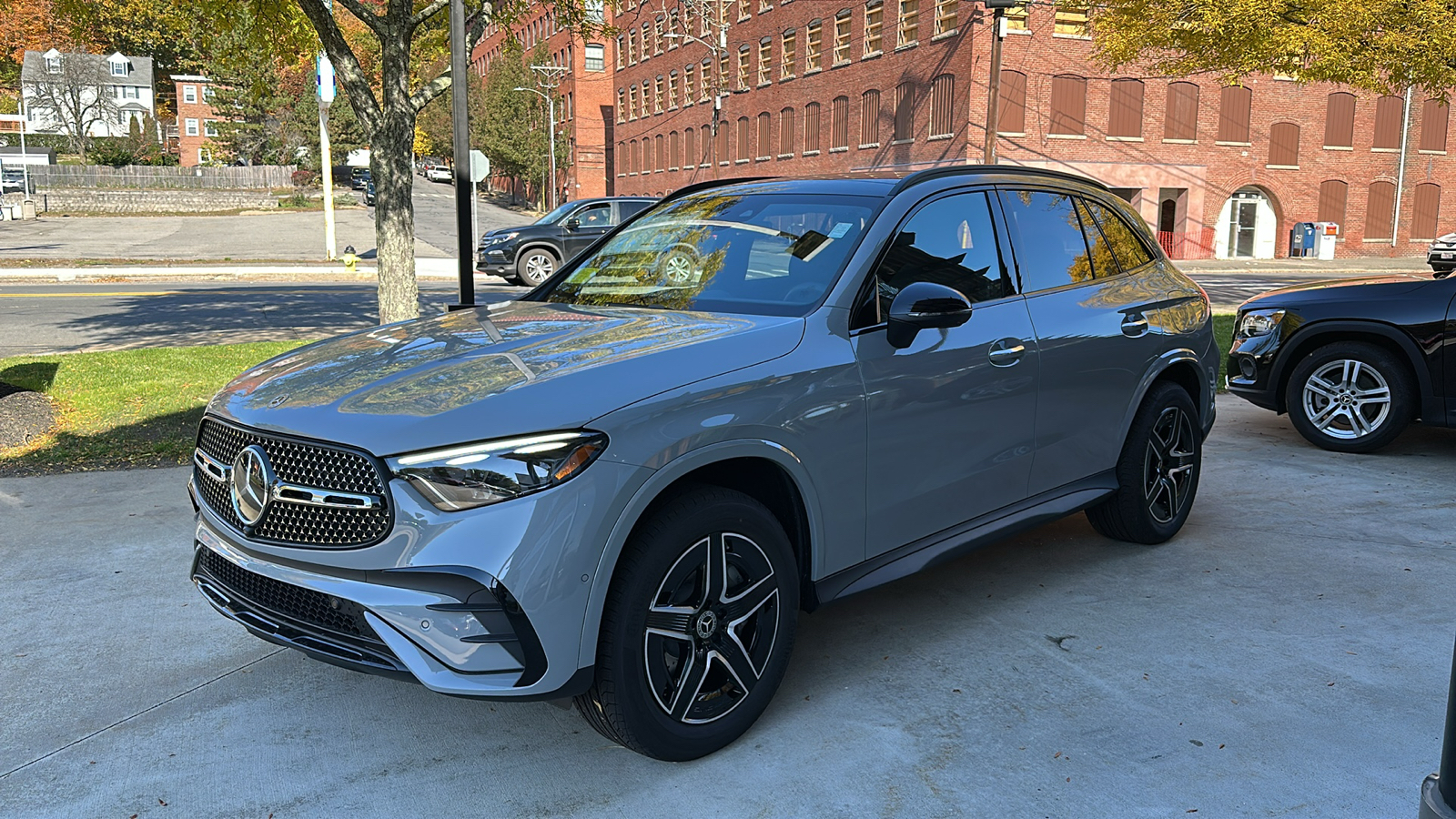 2025 Mercedes-Benz GLC GLC 350e 2