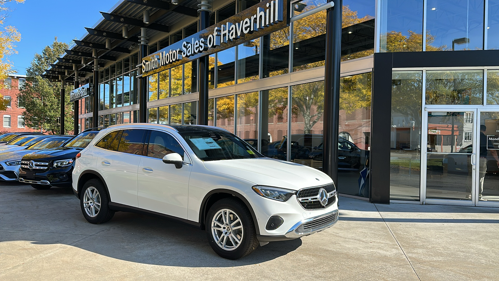 2025 Mercedes-Benz GLC GLC 300 1