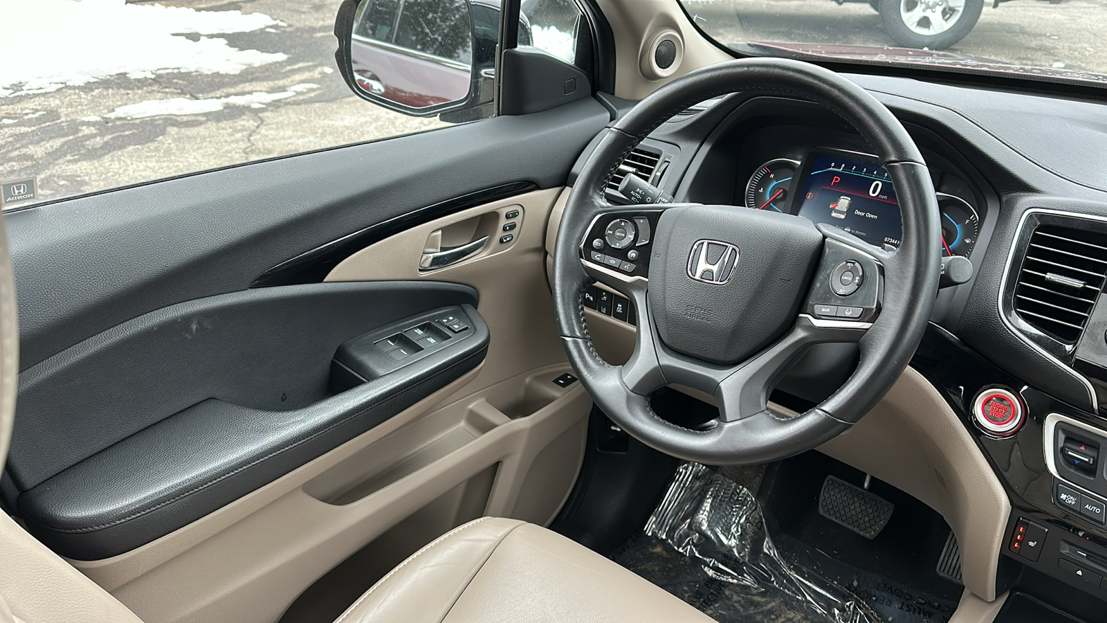 2019 Honda Pilot Touring 8-Passenger 24