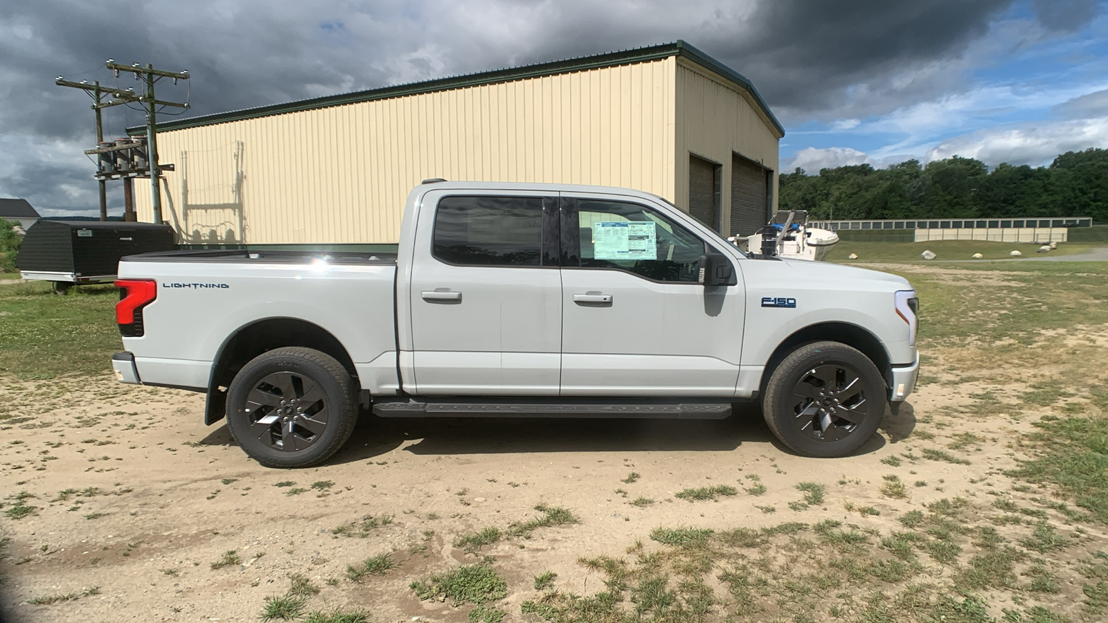 2024 Ford F-150 Lightning Flash 2