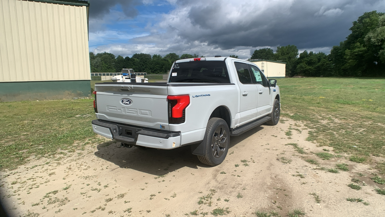 2024 Ford F-150 Lightning Flash 3