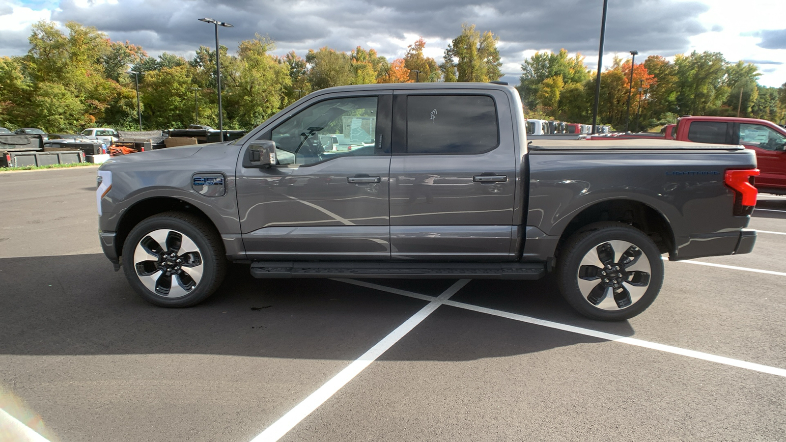 2024 Ford F-150 Lightning Platinum 6