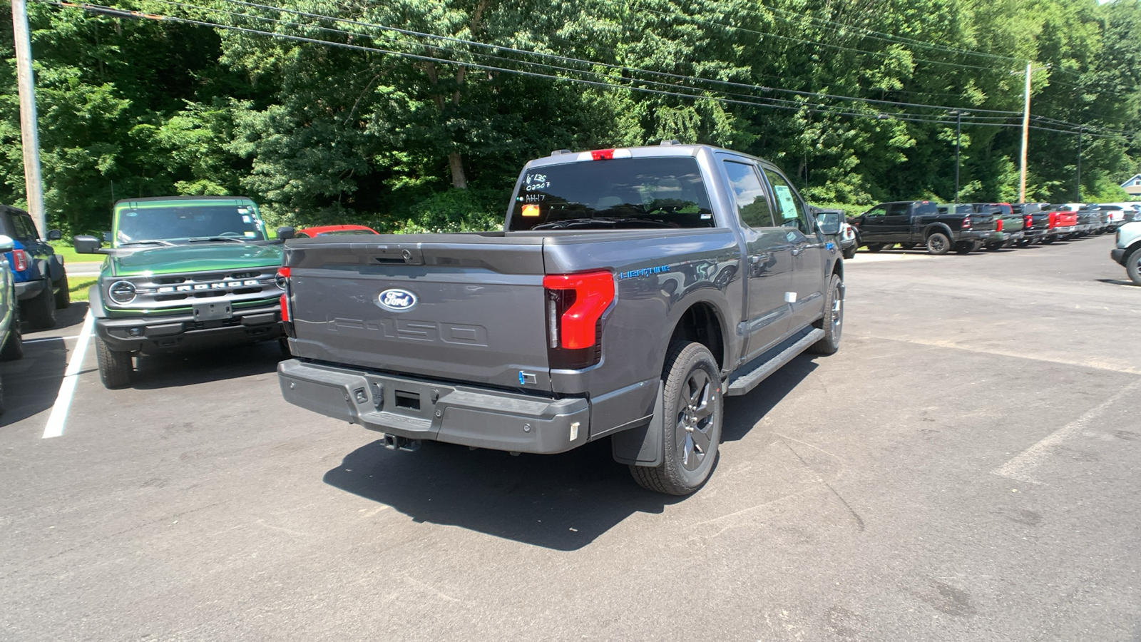 2024 Ford F-150 Lightning Flash 3