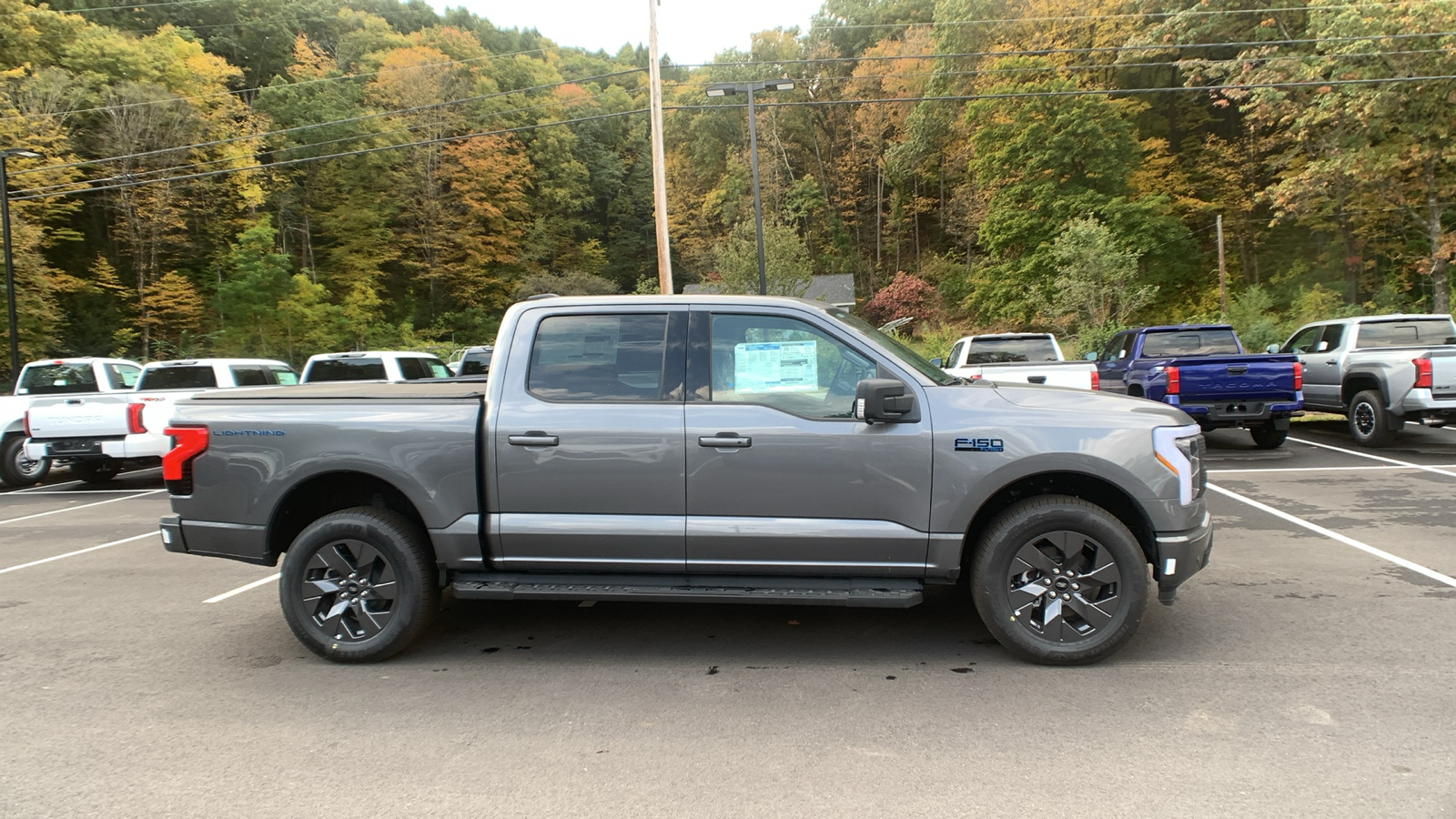 2024 Ford F-150 Lightning Flash 2