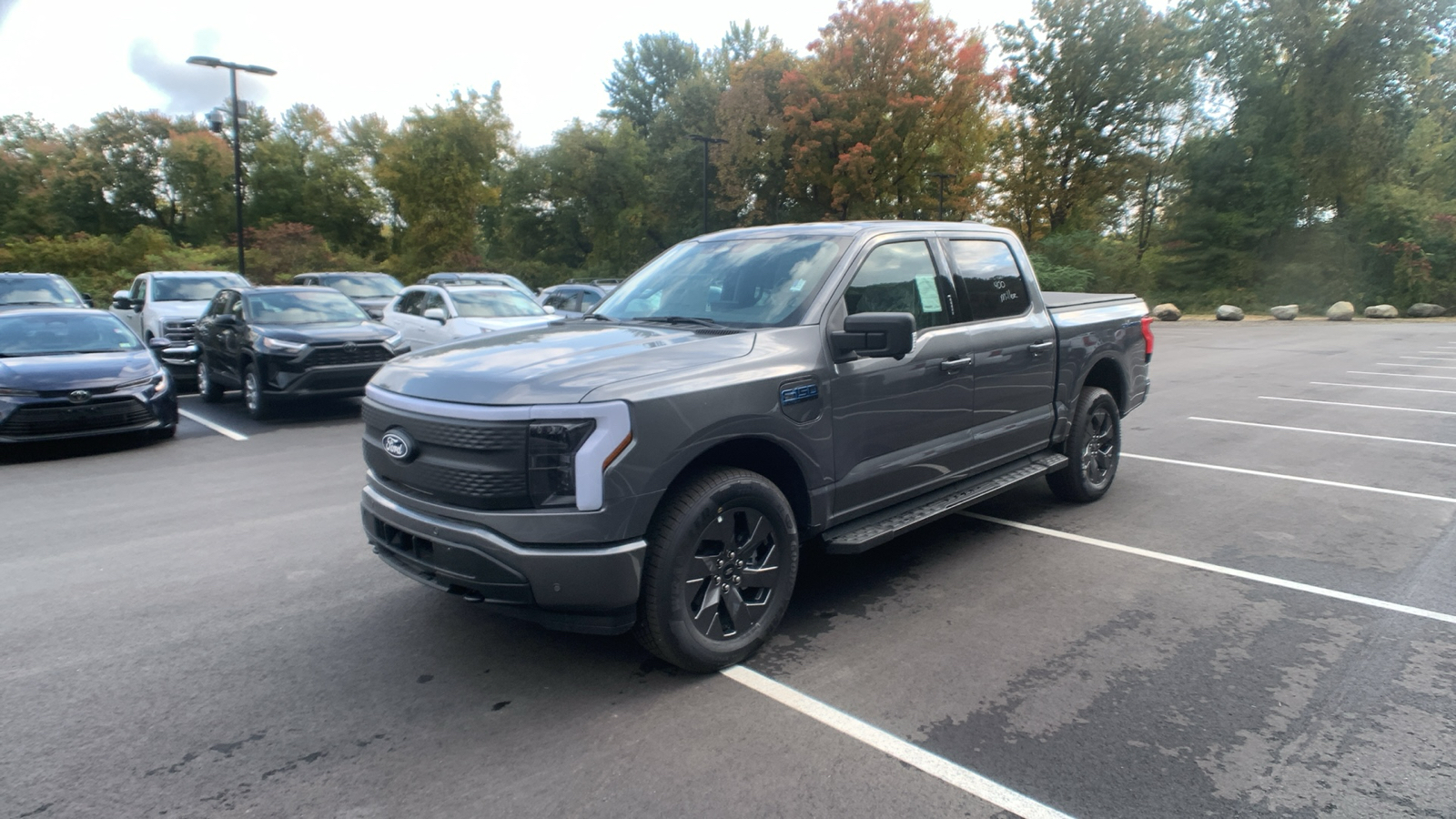 2024 Ford F-150 Lightning Flash 7