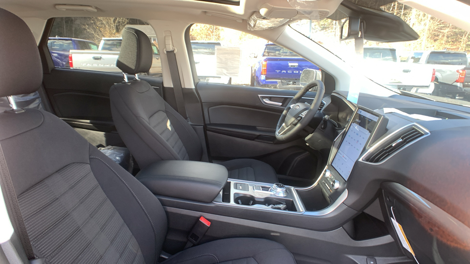 2024 Ford Edge SEL 12