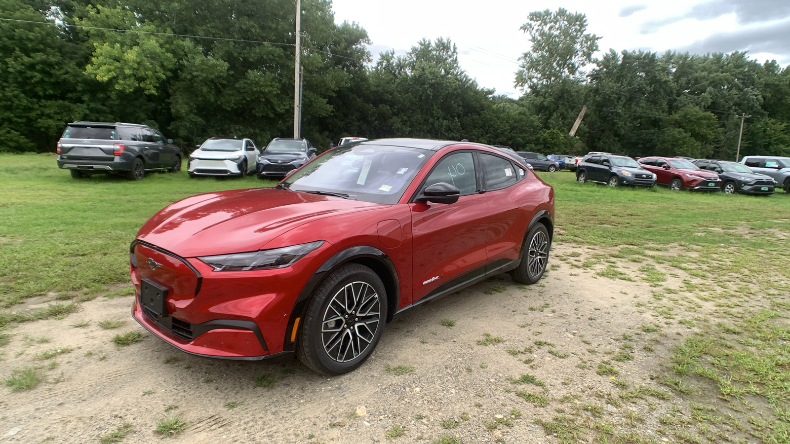 2024 Ford Mustang Mach-E Premium 8