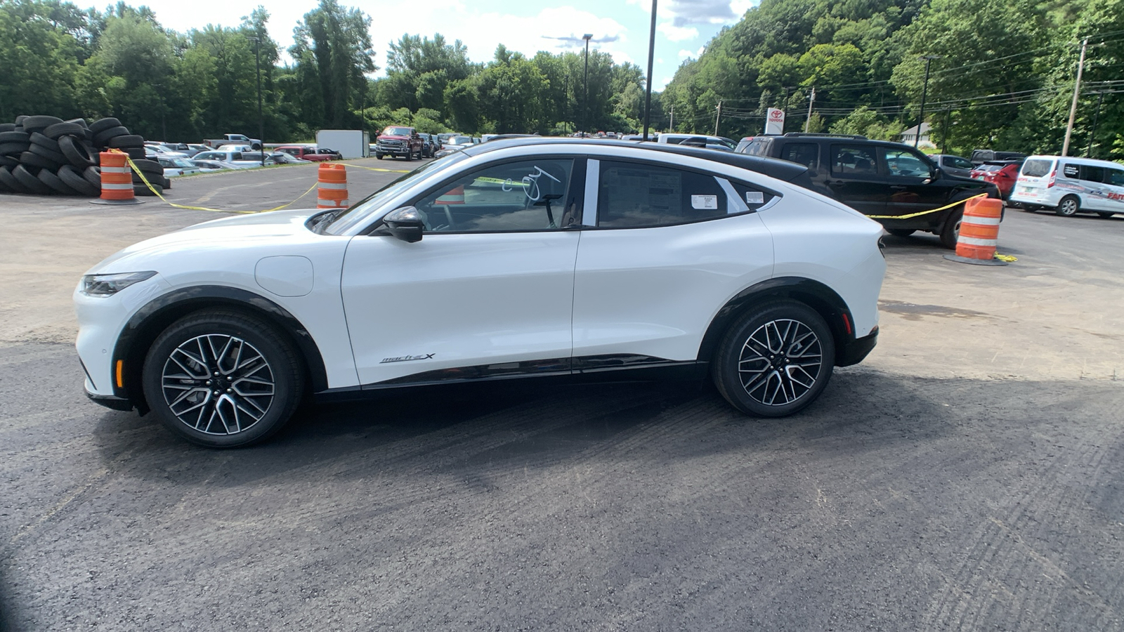 2024 Ford Mustang Mach-E Premium 6