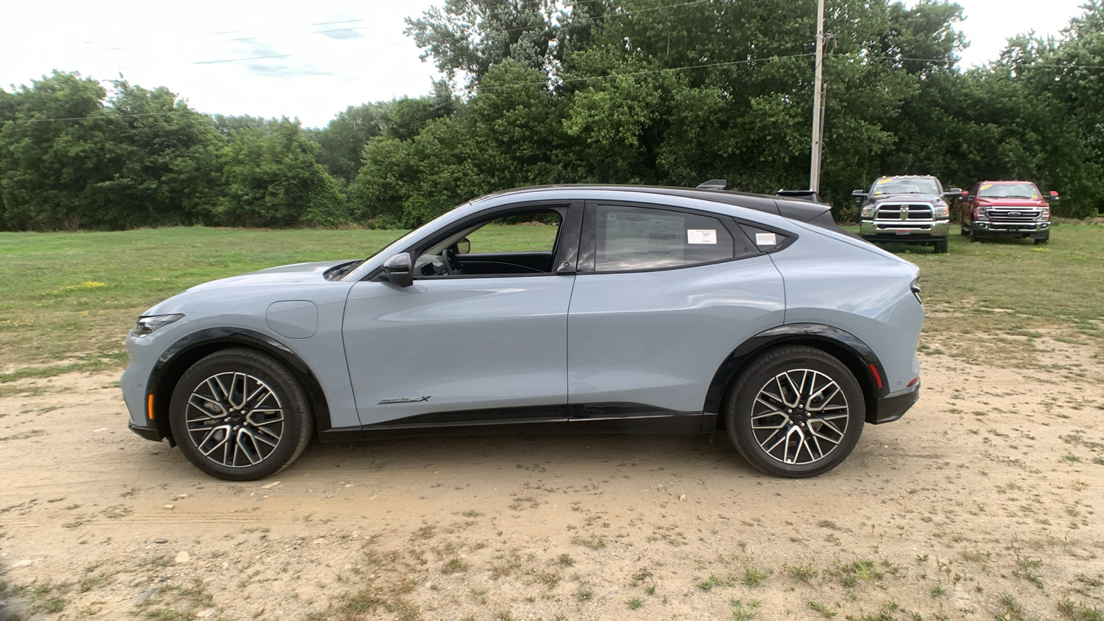 2024 Ford Mustang Mach-E Premium 6