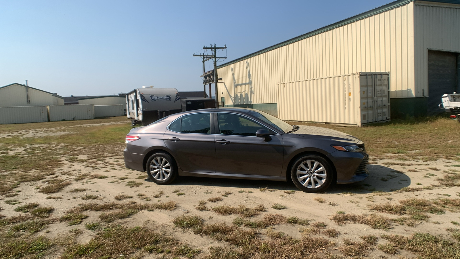 2018 Toyota Camry LE 2