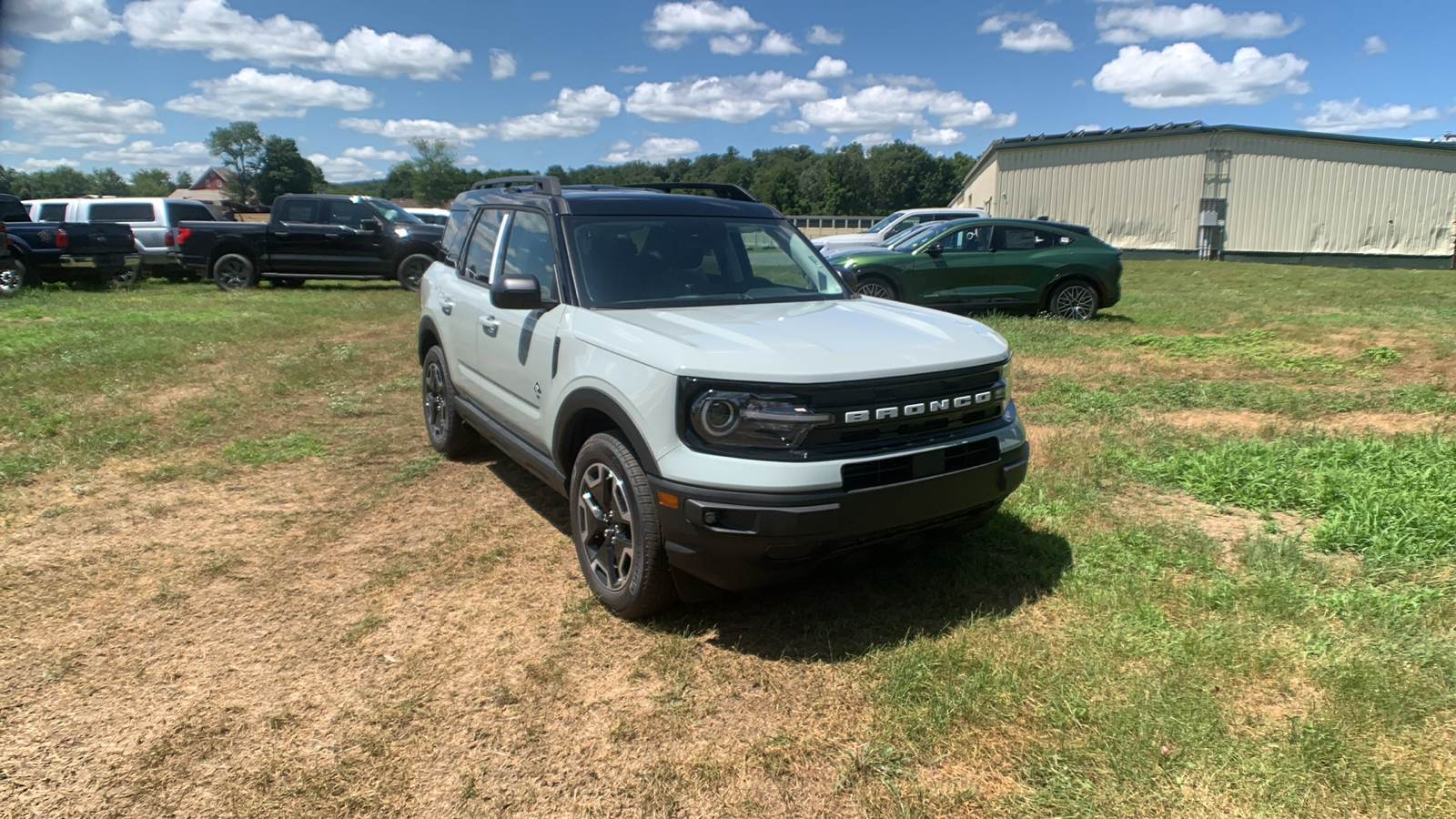 2024 Ford Bronco Sport Outer Banks 1