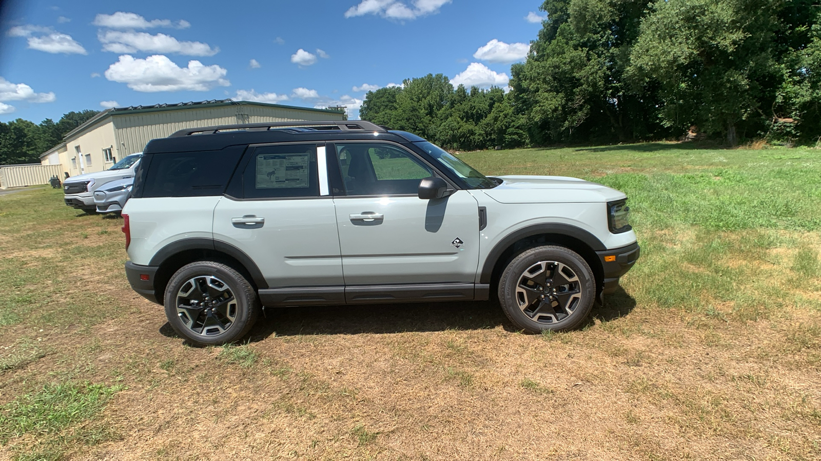 2024 Ford Bronco Sport Outer Banks 2