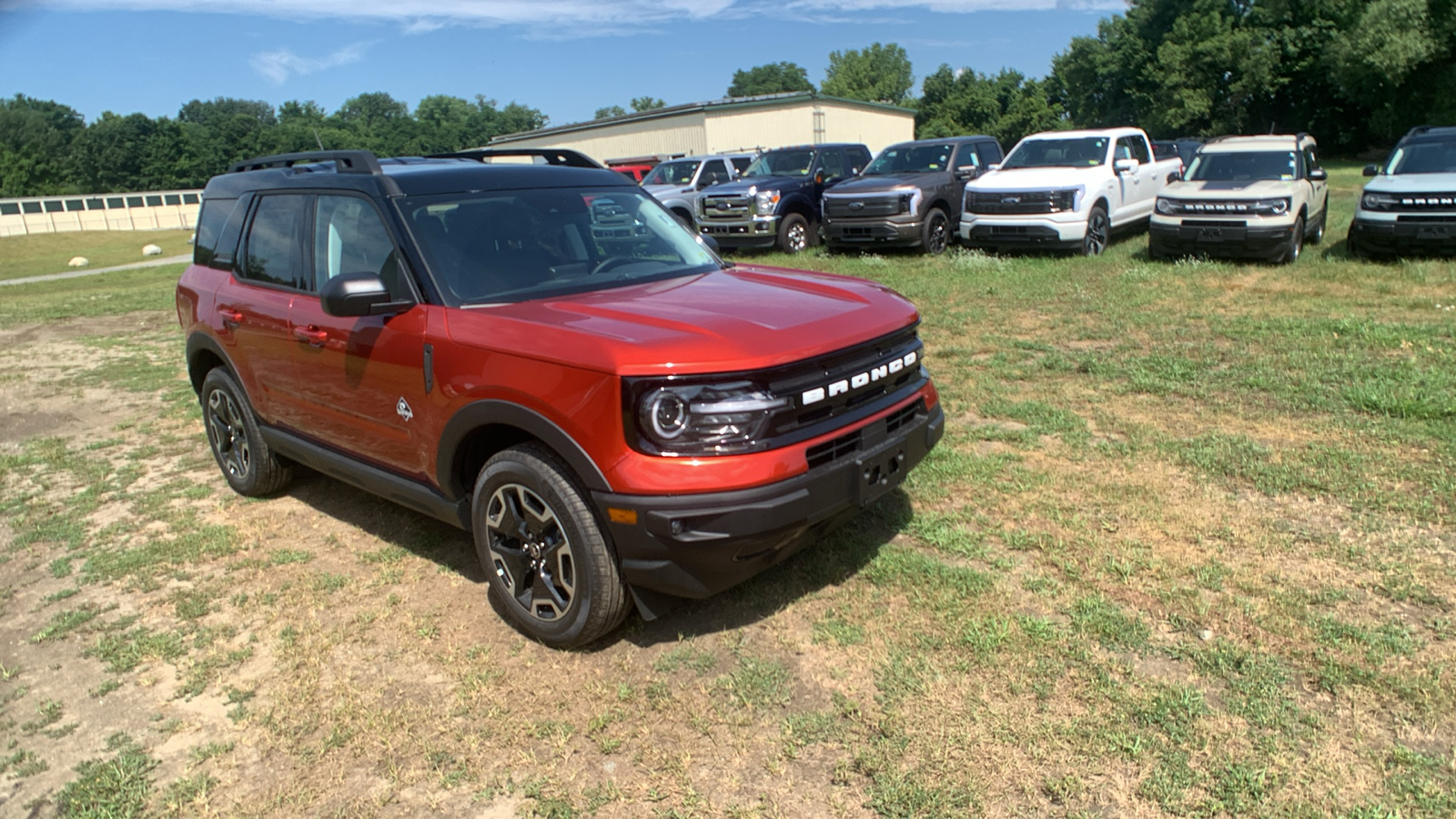 2024 Ford Bronco Sport Outer Banks 1