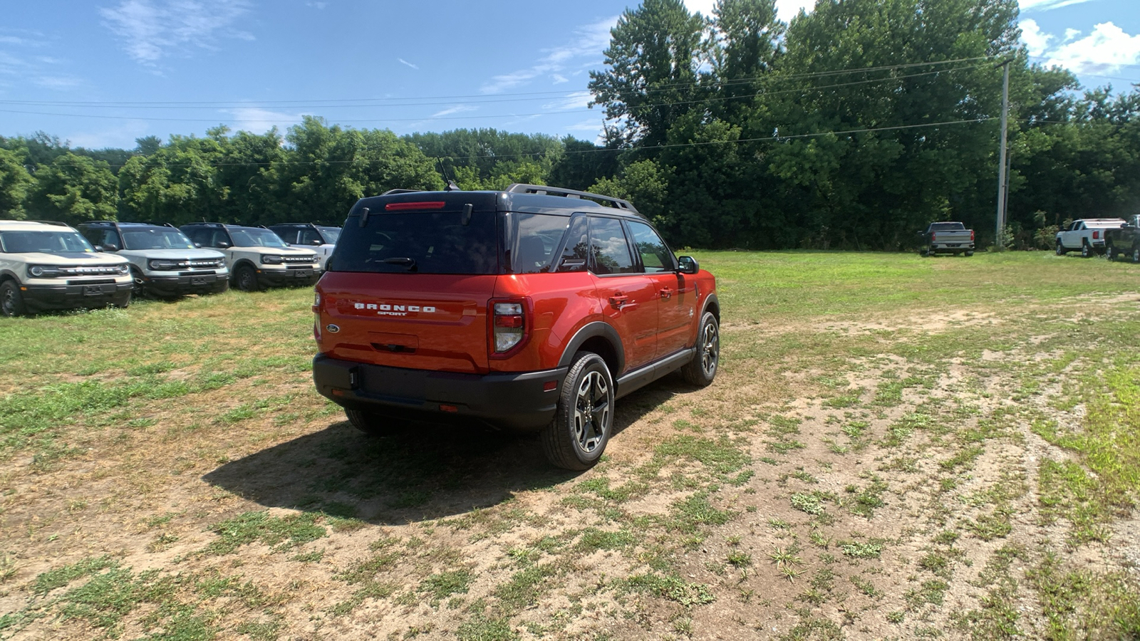 2024 Ford Bronco Sport Outer Banks 3