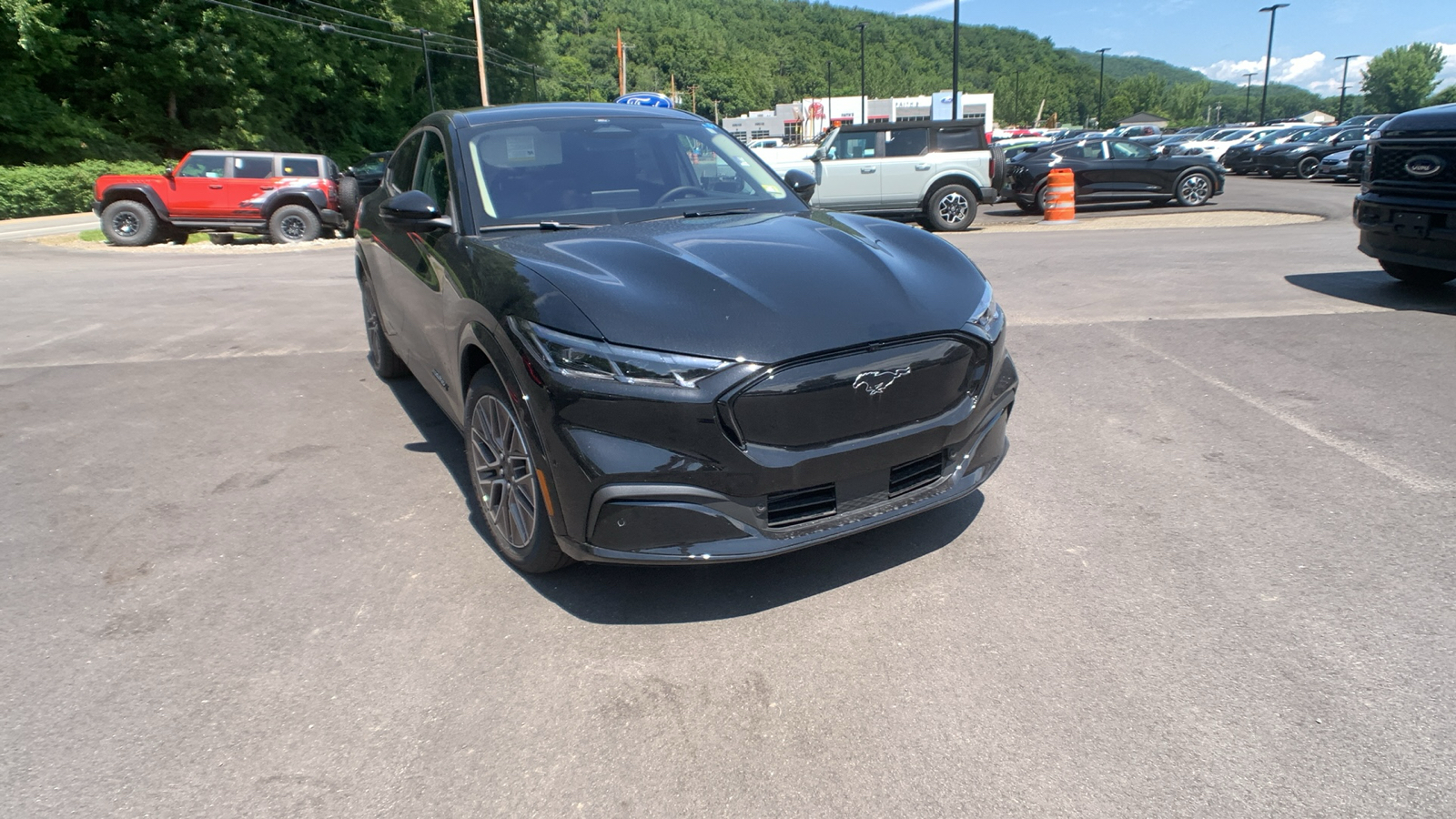 2024 Ford Mustang Mach-E Premium 1