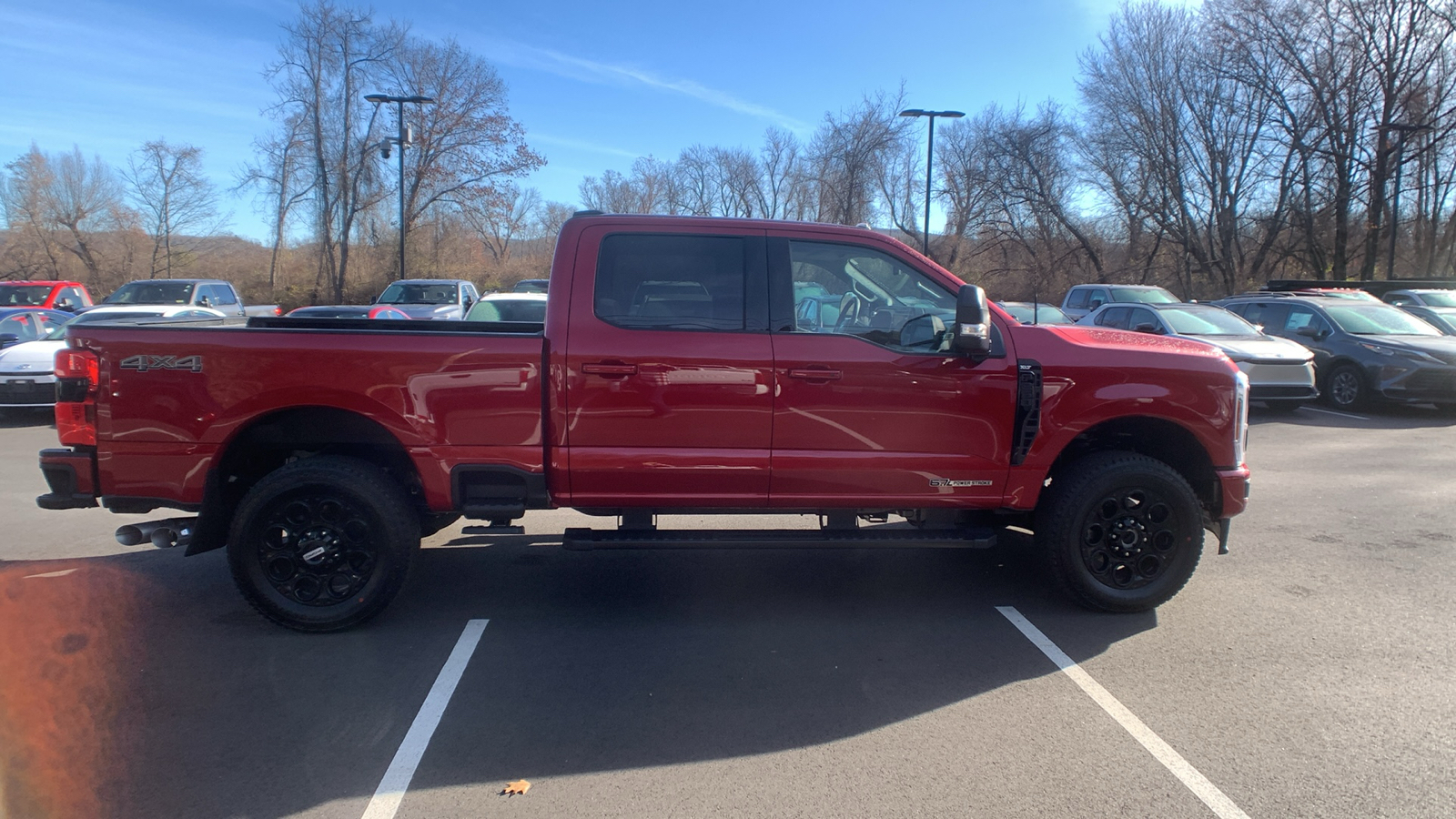 2024 Ford Super Duty F-250 SRW XLT 2