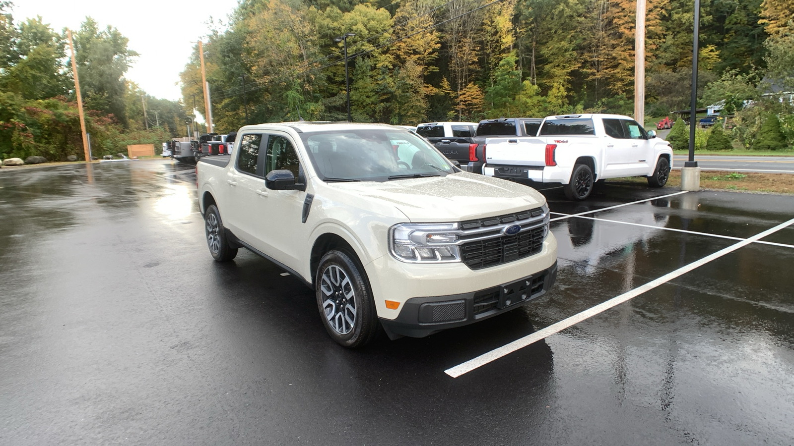 2024 Ford Maverick LARIAT 1