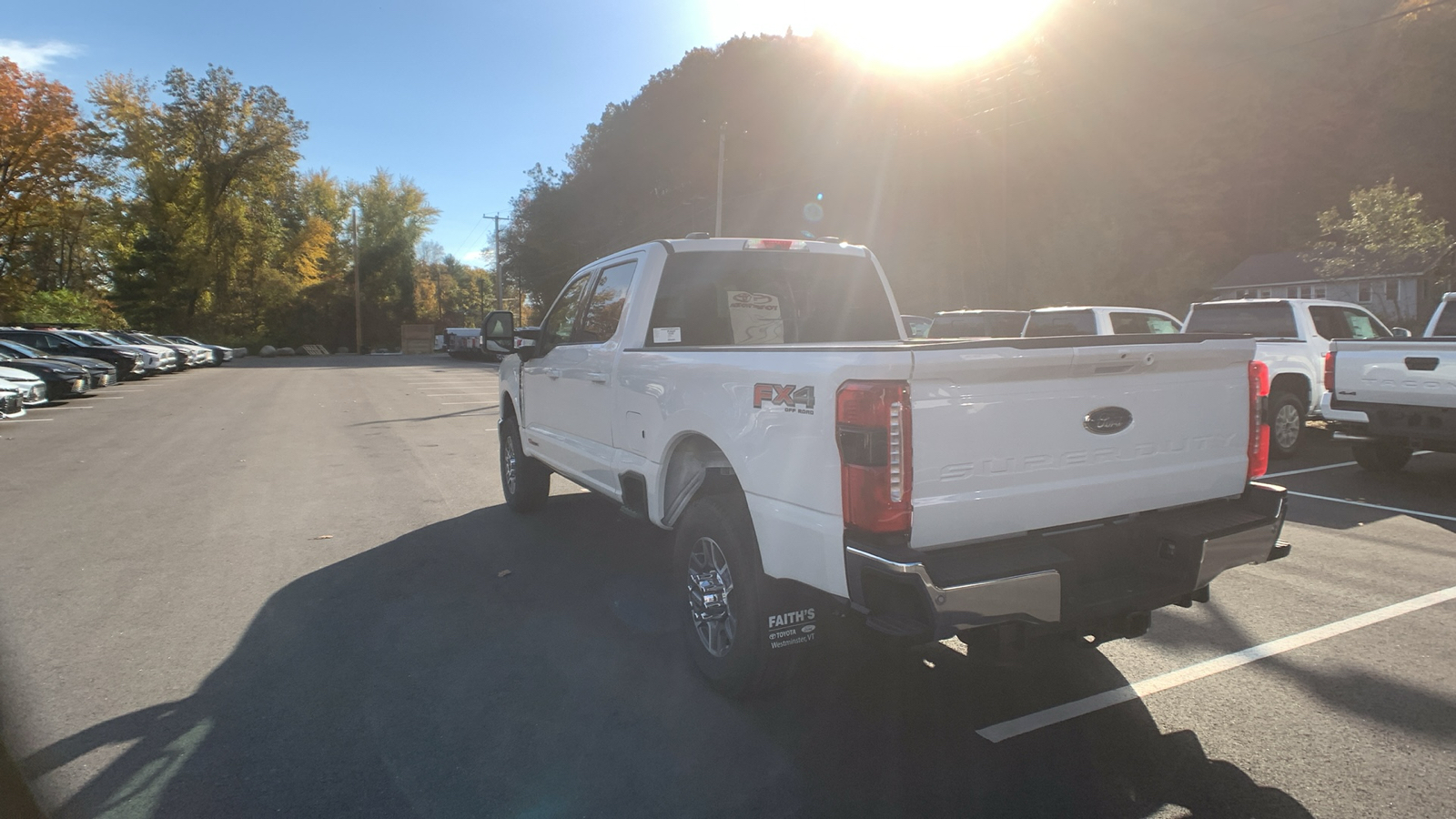 2024 Ford Super Duty F-350 SRW LARIAT 6